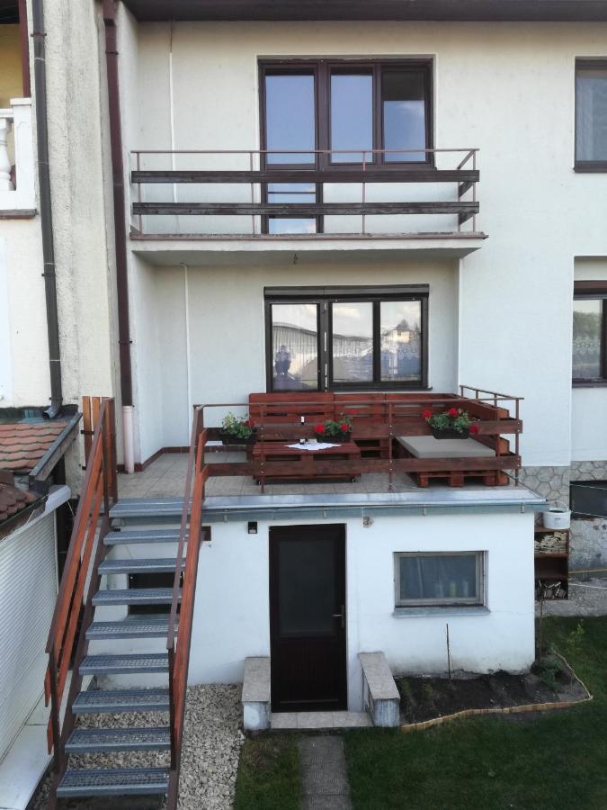 Ubytovanie Viktoria Dunajská Streda Extérieur photo