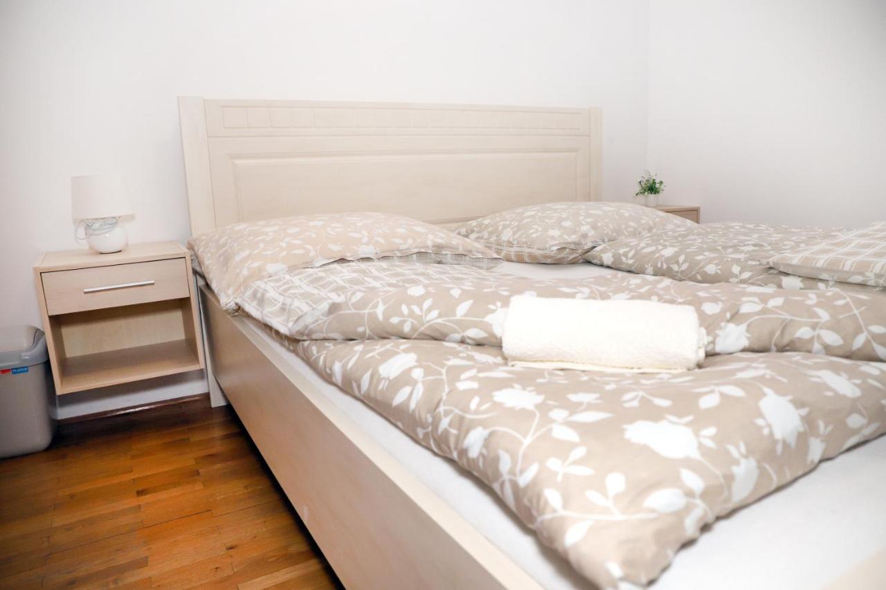 Ubytovanie Viktoria Dunajská Streda Extérieur photo